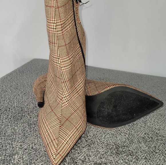 Forever 21 Boots - Picture 5 of 7